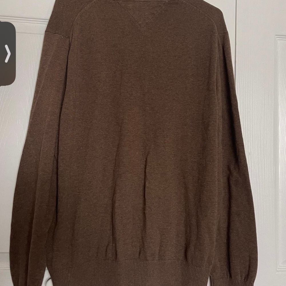 Tommy Hilfiger v-neck